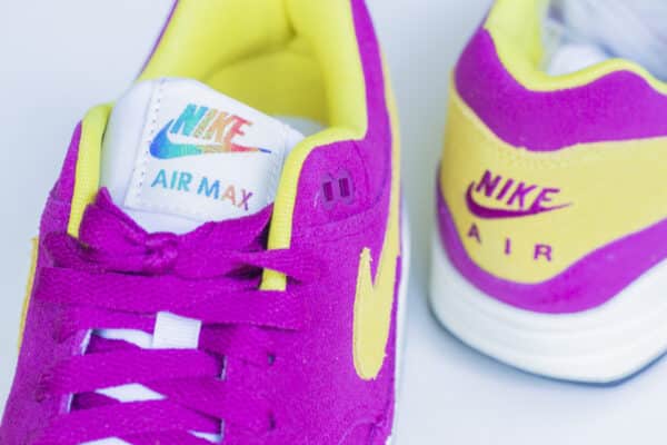 Nike Air Max 1 Dynamic Berry details