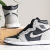 Nike Air Jordan 1 Retro High Shadow 2.0 zijkant en achterkant