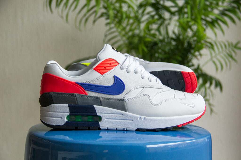 Nike Air Max 1 Evolution Of Icons zijkant