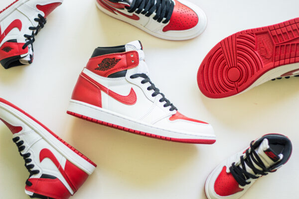 Nike Air Jordan 1 High OG Heritage (PS) details