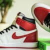 Nike Air Jordan 1 High OG Heritage binnenkant en neus