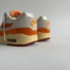 Nike Air Max 1 Master Magma Orange (W) achterkant