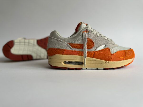 Nike Air Max 1 Master Magma Orange (W) zijkant