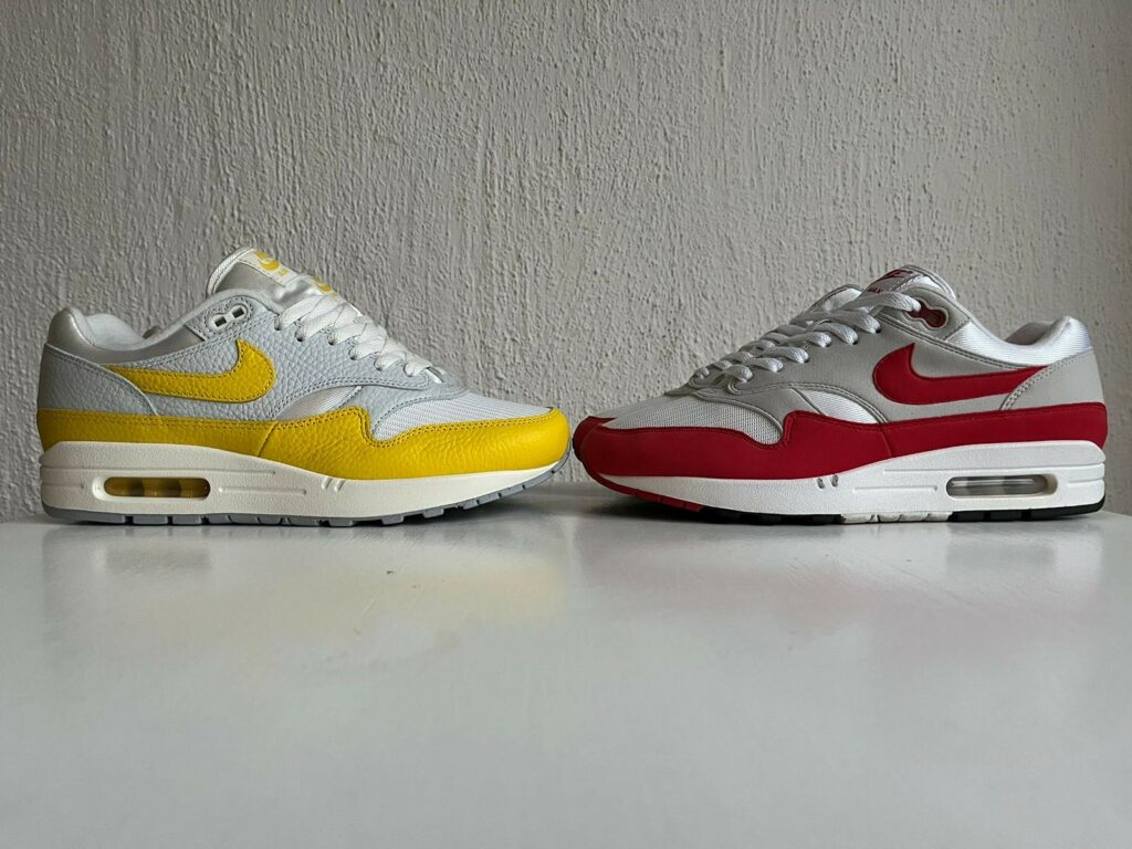 De Nike Air Max 1 Tour Yellow (2022) en de Nike Air Max 1 OG Anniversary Red (2018)