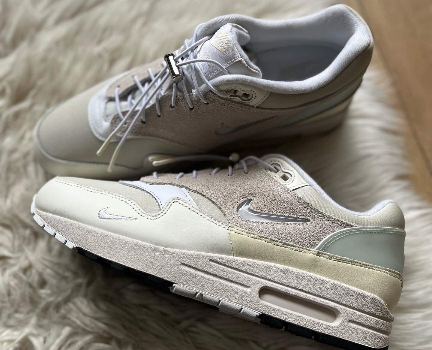 nevel ironie Zeestraat Nike Air Max 1 Premium Hangul Day- DZ5317-121 - Slick Sneakers