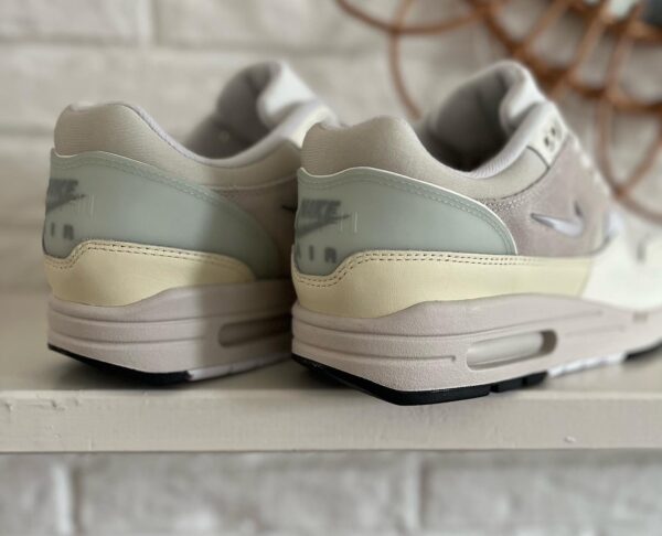 Nike Air Max 1 Premium Hangul Day 7