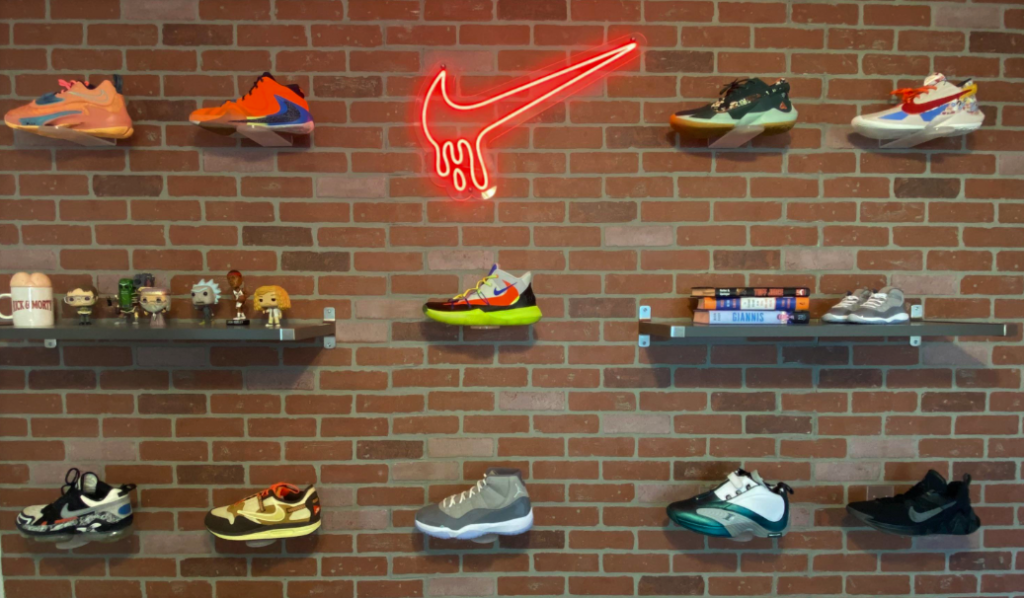 Sneakerwand in huis