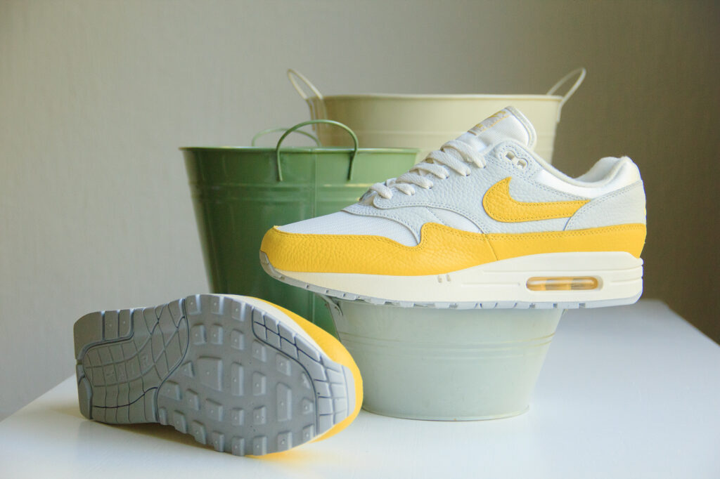 Nike Air Max 1 Tour Yellow