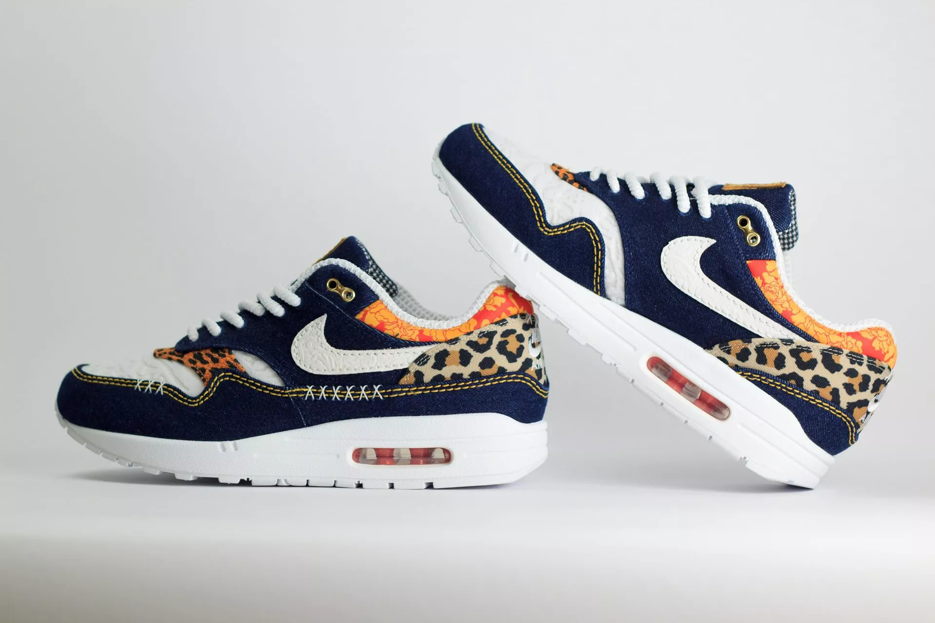 Nike Air Max 1 Premium Denim Leopard – Blauw/Beige/Zwart – Heren/Dames/Uniseks Sneakers – Denim/Suède – FJ4452-432 – Binnenkant