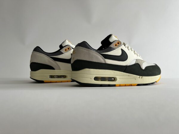 Nike Air Max 1 Athletic Department zijkant 2