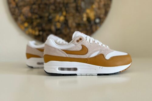 Nike Air Max 1 Bronze zijkant