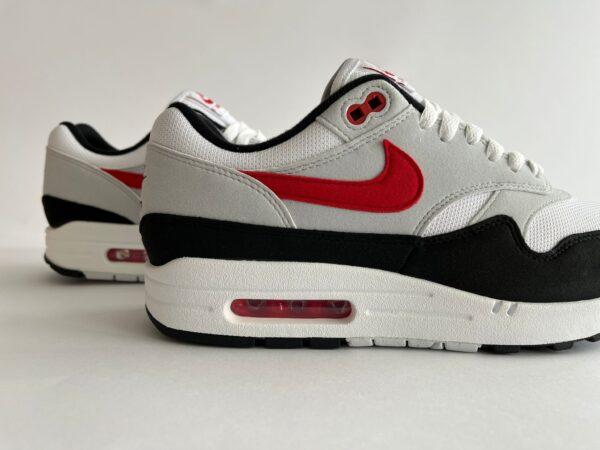 Nike Air Max 1 Chili 2.0 zijkant 2