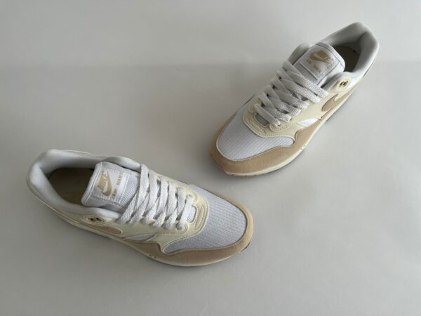 Nike Air Max 1 Pale Ivory (W) - bovenkant