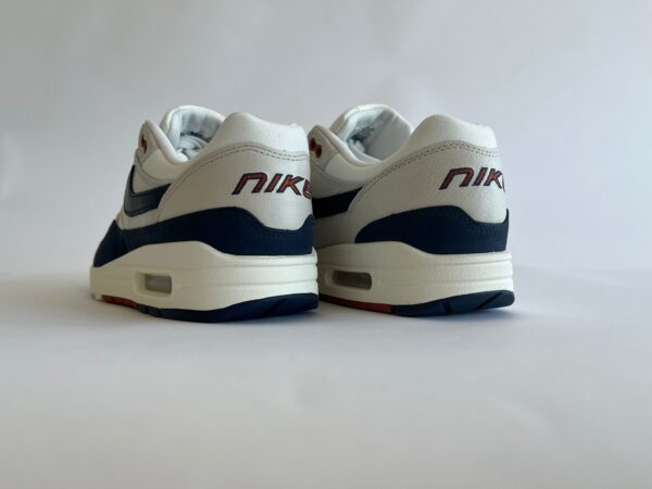 Nike Air Max 1 Rugged Obsidian (W) achterkant
