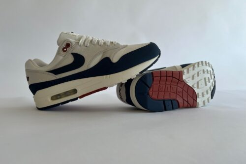 Nike Air Max 1 Rugged Obsidian (W) zijkant 3