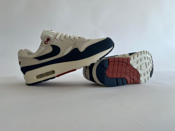 Nike Air Max 1 Rugged Obsidian (W) zijkant 3