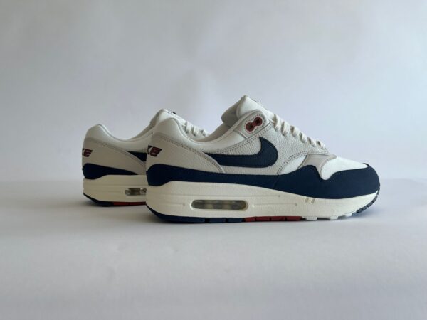 Nike Air Max 1 Rugged Obsidian (W) zijkant