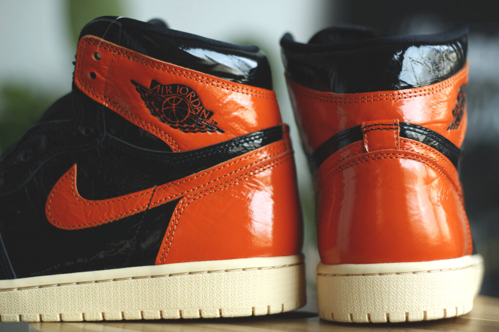 Nike Air Jordan 1 Retro High OG Shattered Backboard 3.0