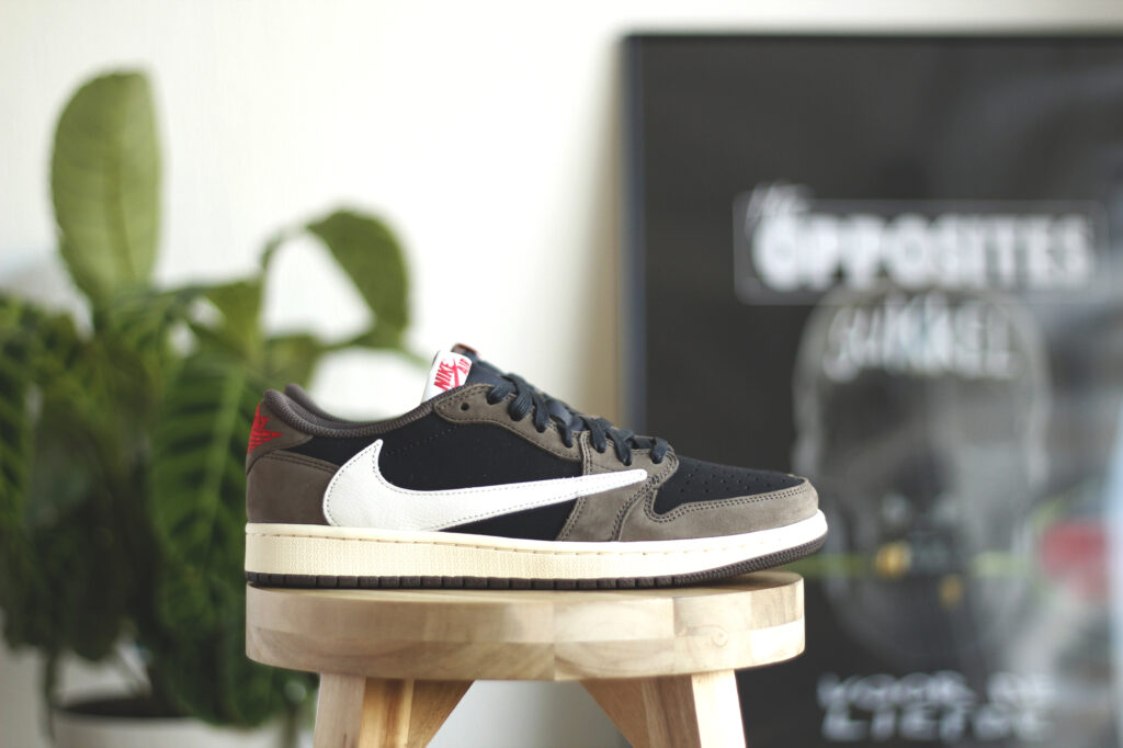 Nike Air Jordan Low OG Travis Scott Mocca