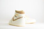 Nike Air Jordan 1 Retro High OG Craft Vibrations Of Naija – Wit/Beige/Crème - Heren/Dames/Unisex Sneakers – Leer - FD8631-100 – Achterkant