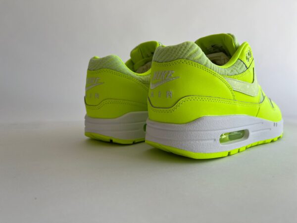 Nike Air Max 1 PRM Volt achterkant