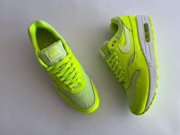 Nike Air Max 1 PRM Volt bovenkant