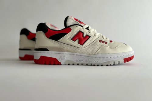 New Balance 550 Sea Salt True Red zijkant