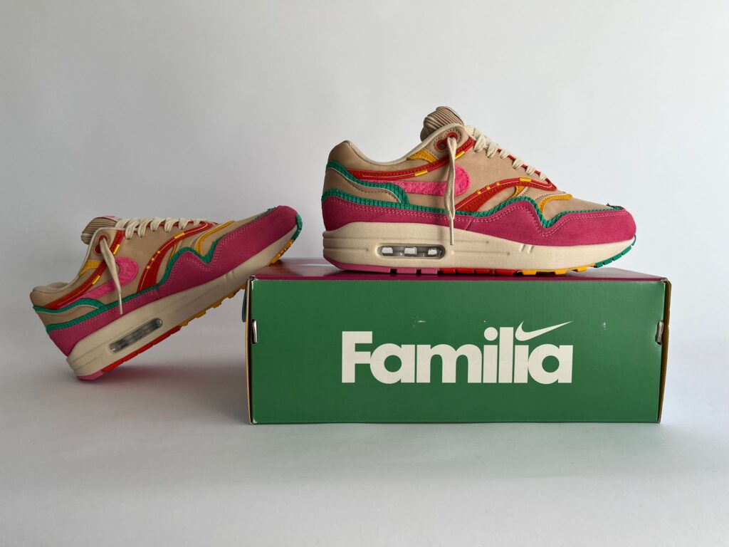 Unieke releases. Nike Air Max 1 Familia met doos