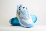 Nike Air Max 1 Premium Blueprint – Wit/Blauw/Oranje – Heren/Dames/Uniseks Sneakers – Leer/Mesh – DR0448-100 – Voorkant