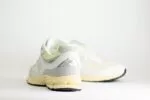 New Balance 2002R Vintage White – Wit/Beige/Grijs - Heren/Dames/Unisex Sneakers – Mesh/Leer/Suède - M2002RIA - Achterkant