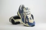 New Balance 1906R Vintage indigo – Wit/Blauw/Grijs - Heren/Dames/Unisex Sneakers – Mesh/Suède/Leer - M1906REG - Voorkant