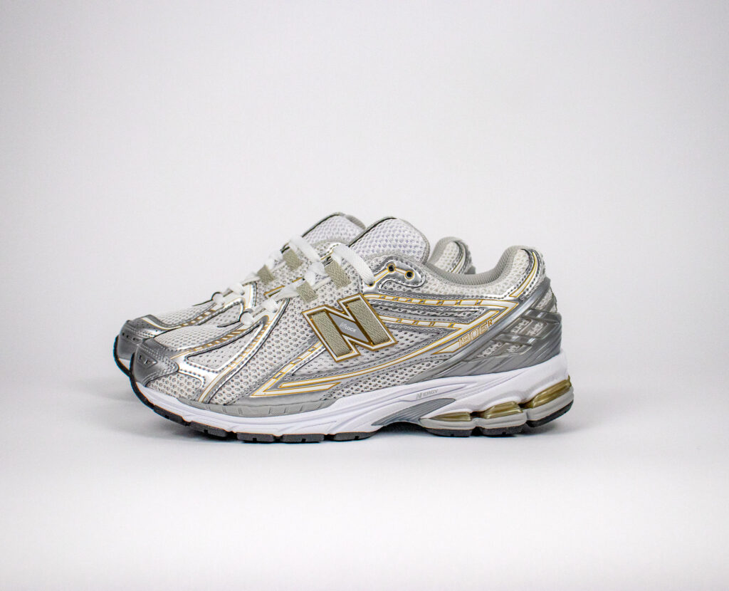 無料発送 Rain White 1906R Balance New Cloud Sneakers Slick M1906RI- - Metallic Silver 靴