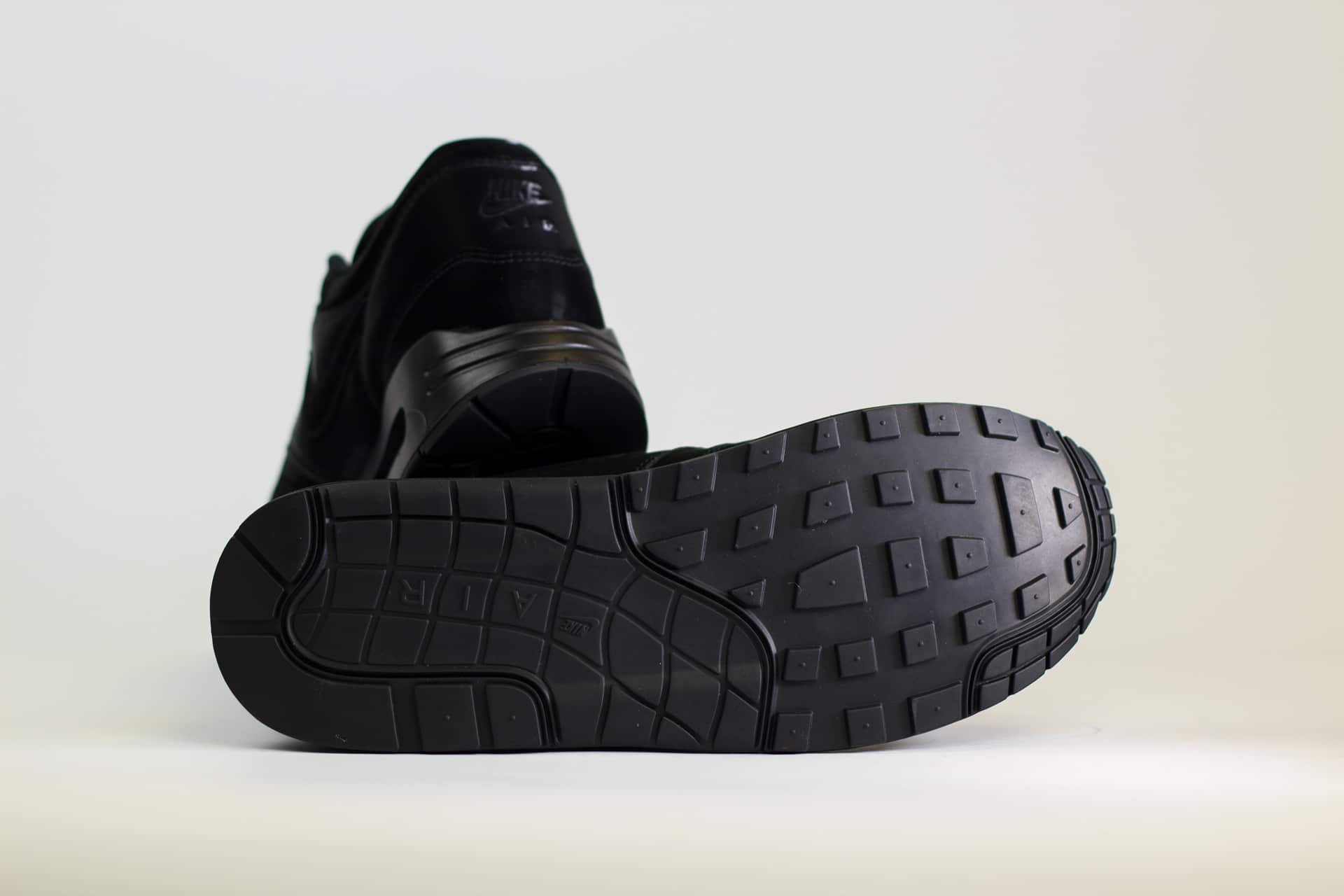 Nike Air Max 1 ’86 OG Vanta Black - Zwart Heren/Dames/Unisex Sneakers - Leer - FZ3007-001 - Onderkant