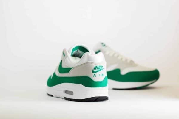 Nike Air Max 1 ’87 Malachite (W) – Groen/Wit Heren/Dames/Uniseks Sneakers – Vilt/Mesh - DZ2628-003 – Achterkant