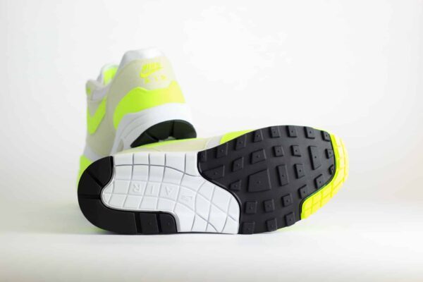 Nike Air Max 1 ’87 Volt Suede (W) – Volt/Groen/Geel Heren/Dames/Uniseks Sneakers – Mesh/Vilt - DZ2628-100 – Onderkant