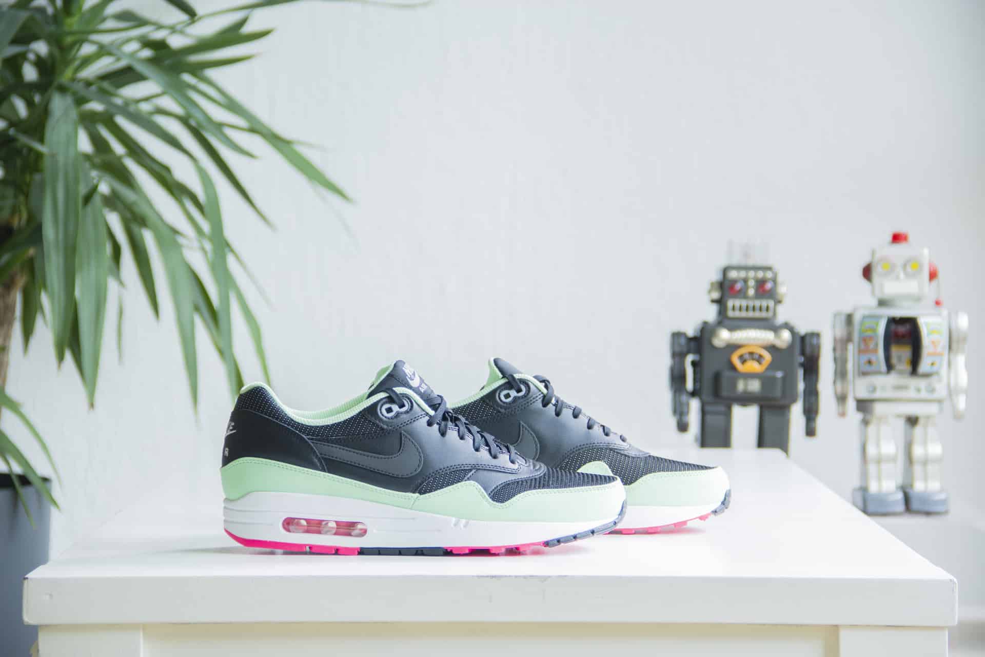 nike air max 1 fb yeezy grey volt