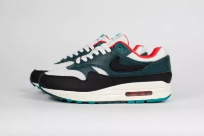 Nike Air Max 1 LeBron James Liverpool F.C.