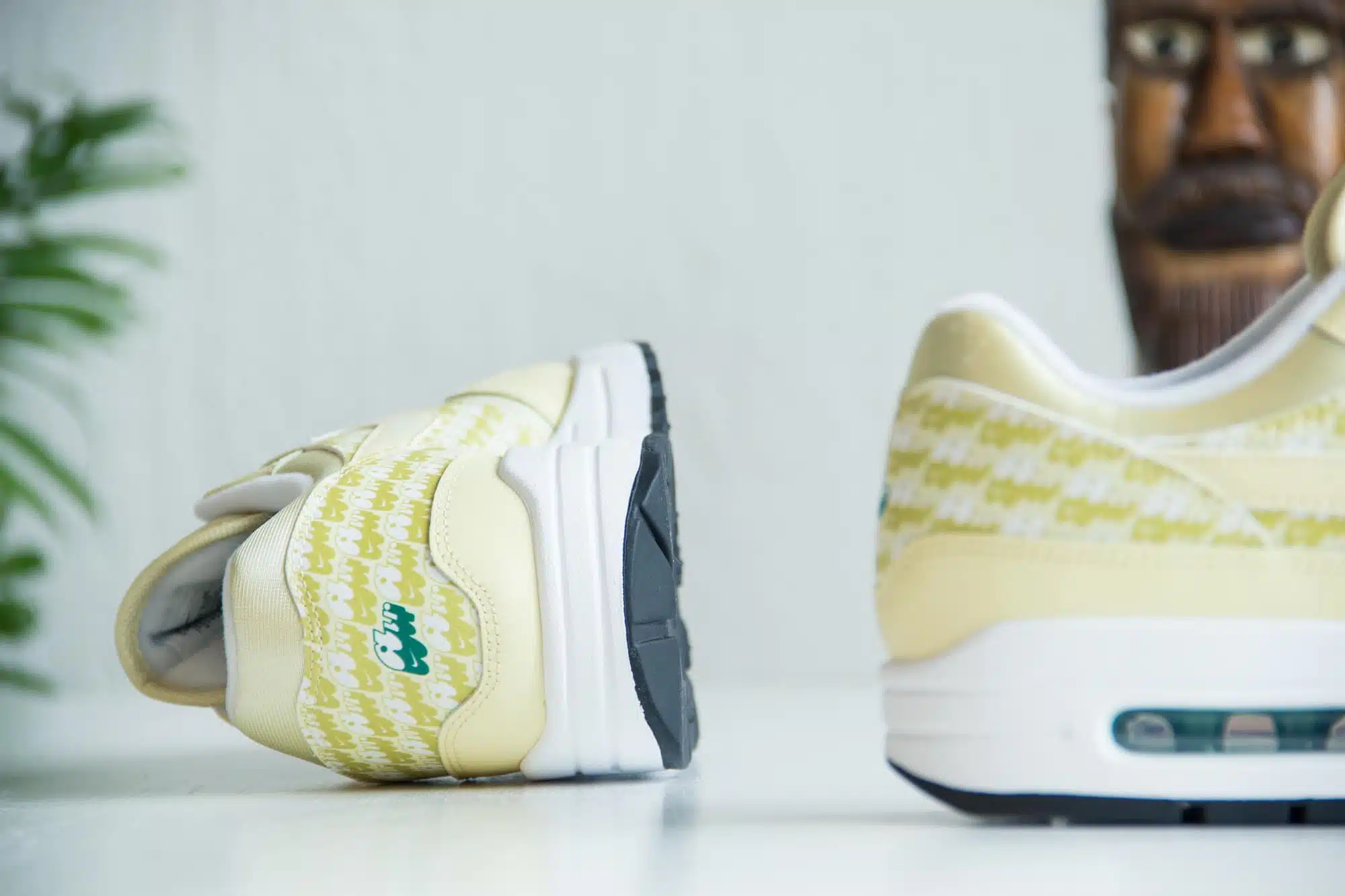 Nike Air Max 1 Lemonade achterkant