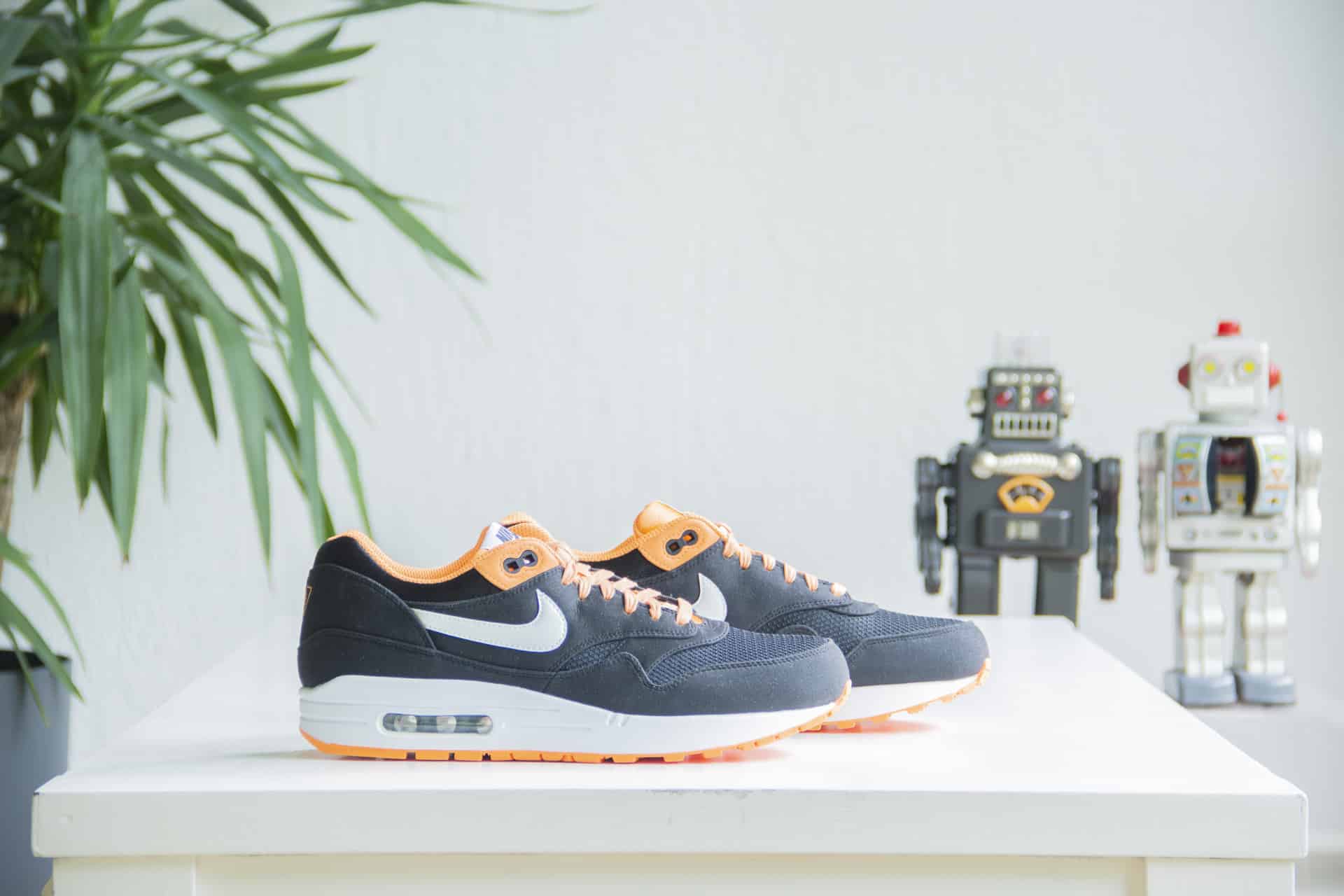 Nike Air Max 1 Premium Black Venom - 512033 018 - Slick Sneakers