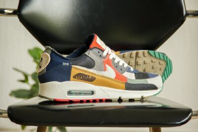 Nike Air Max 90 Legacy zijkant en onderkant