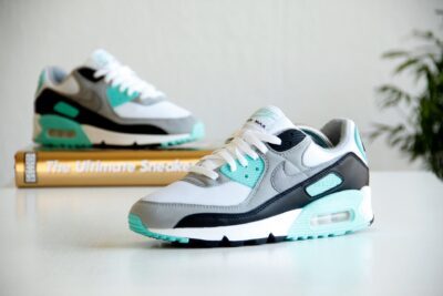Nike Air Max 90 OG Aqua buitenkant