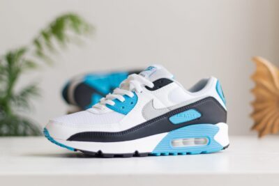 Nike Air Max 90 OG (III) Laser Blue buiten zijkant