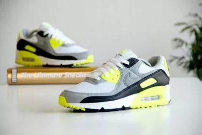 Nike Air Max 90 WMNS OG Volt buitenkant