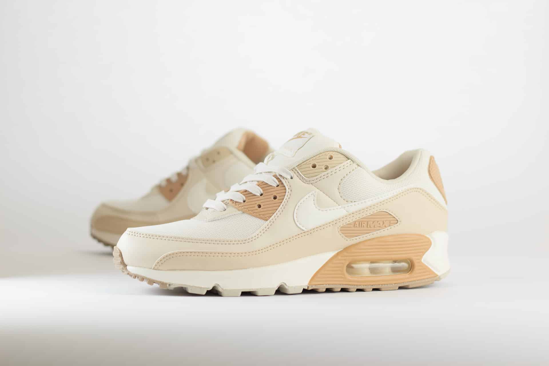 nike air max 90 light orewood brown