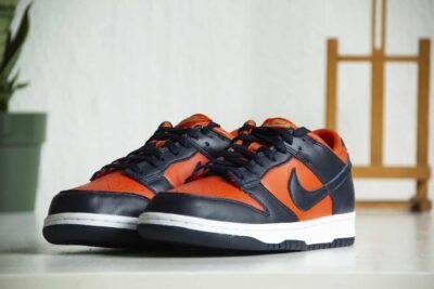 Nike Dunk Low Champ Colors voorkant