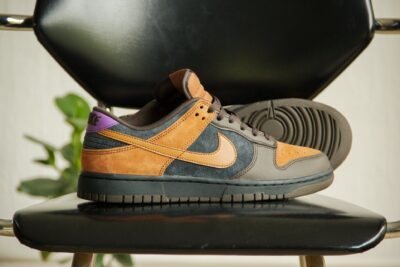 Nike Dunk Low Cider zijkant en onderkant