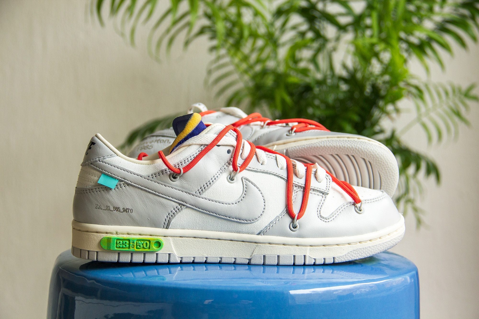 Nike Dunk Low Off-White Lot 23 DM1602-126 Slick Sneakers