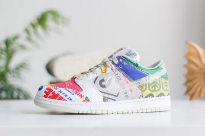 Nike Dunk Low SP City Market buiten zijkant