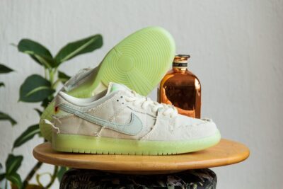 Nike SB Dunk Low Mummy1