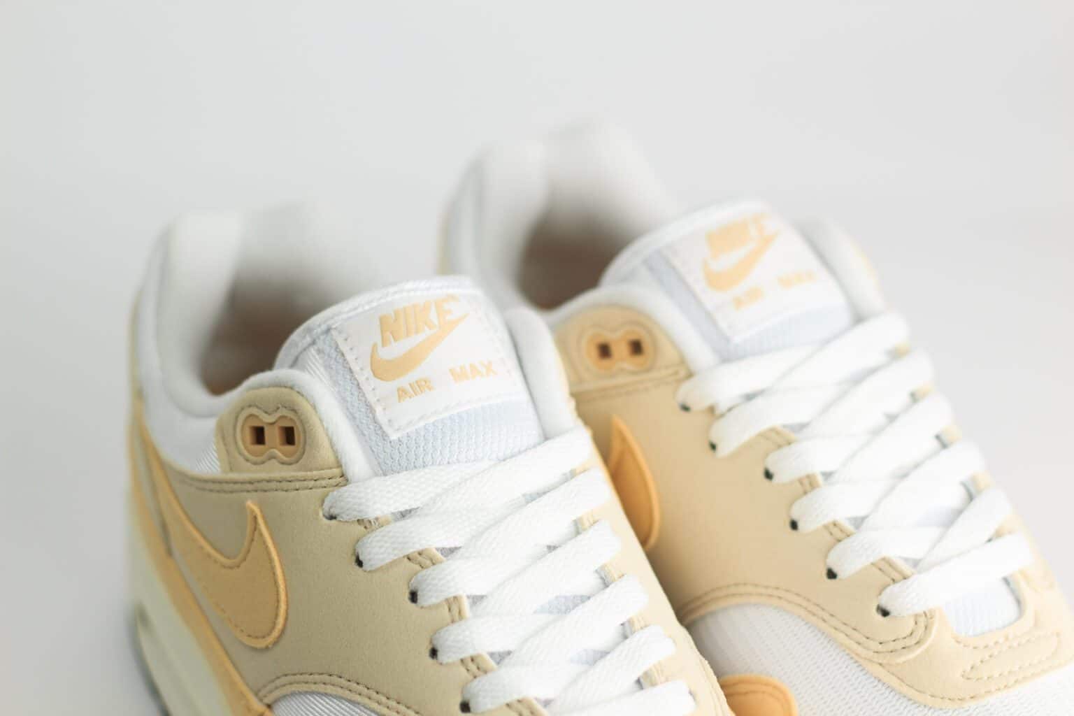 Nike Air Max 1 '87 Light Orewood Brown (W) - Beige/Bruin/Wit - Heren/Dames/Unisex Sneakers - Mesh/Vilt - HF1194-100 - Bovenkant